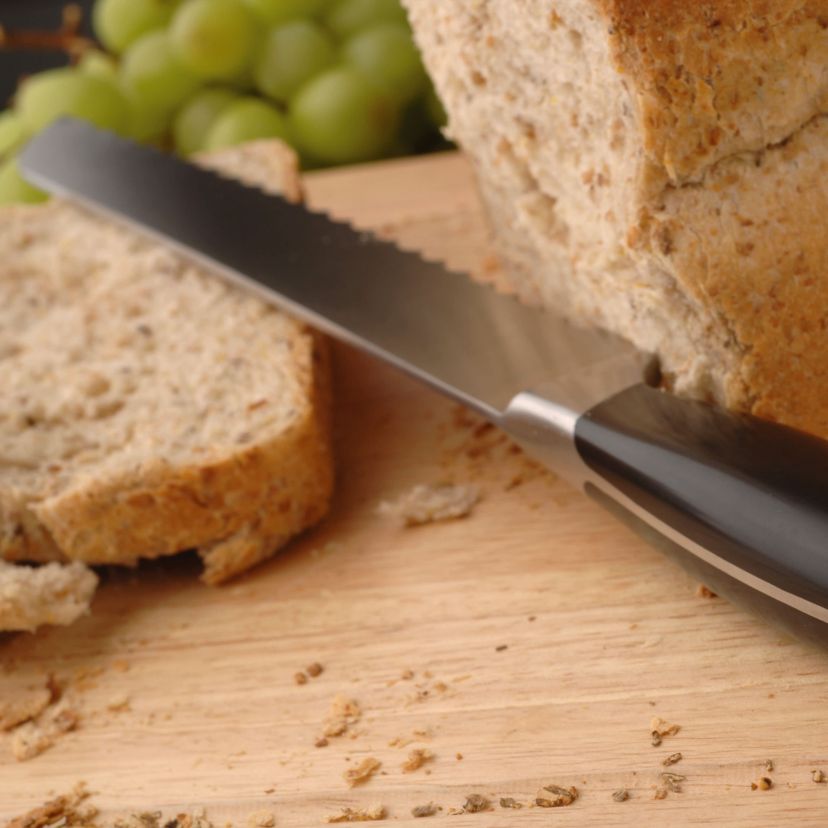 BergHOFF Moon Stainless Steel Bread Knife 8", Serrated Blade