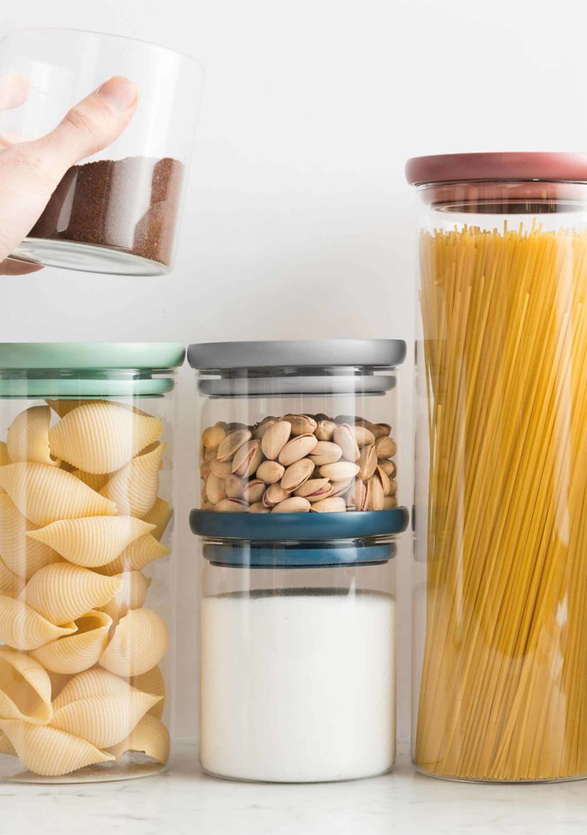  Leo Covered Container Set and Scoop - 4 Piece 