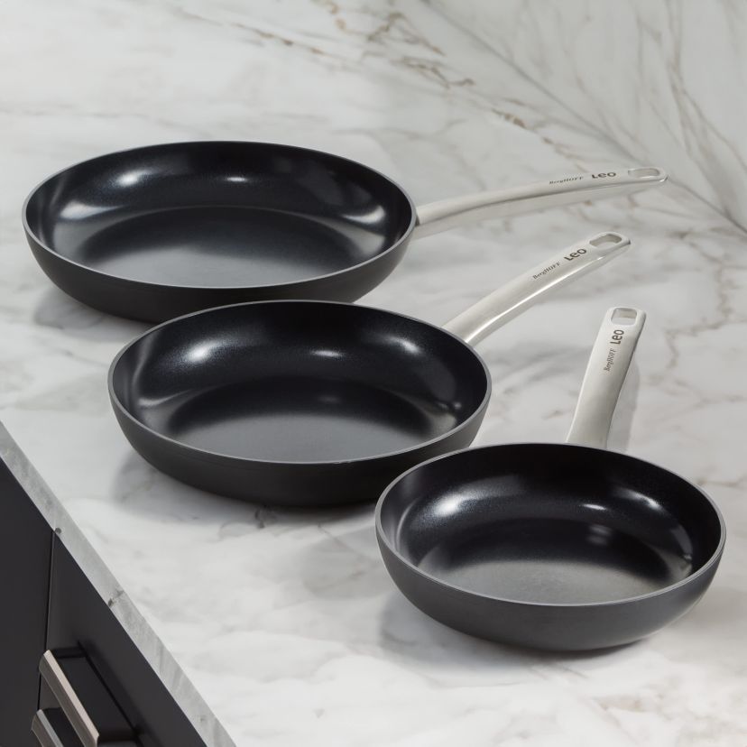 BergHOFF Graphite 3Pc Nonstick Ceramic Frying Pan/Skillet Set, Recycled Aluminum