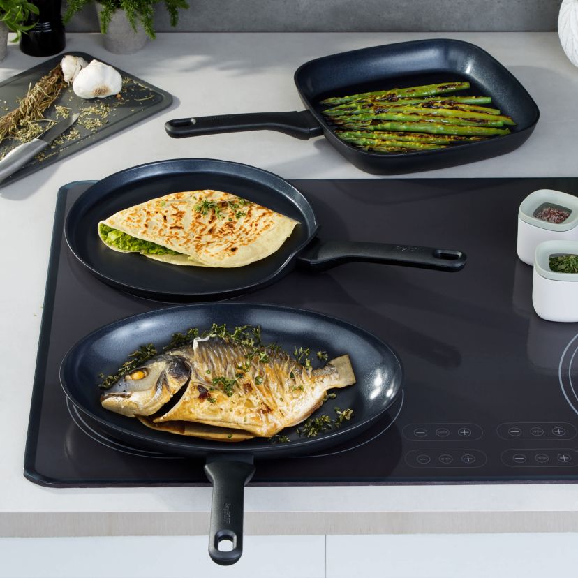 BergHOFF Helix 3Pc Nonstick Ceramic Cookware Set, Recycled Aluminum, Black