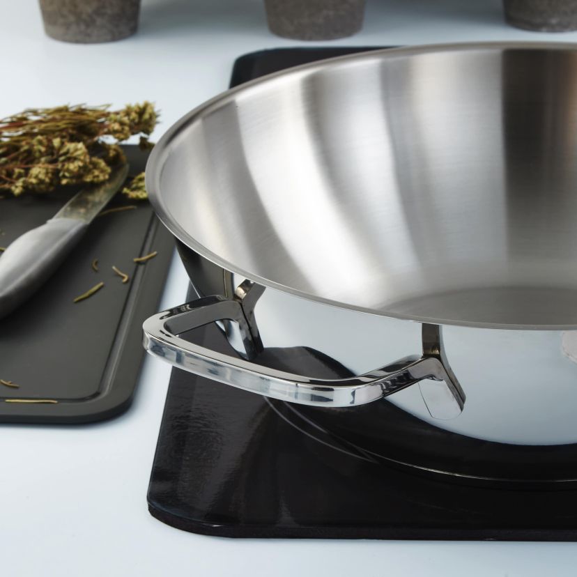BergHOFF Helix 2Pc Recycled 18/10 Stainless Steel Stir Frying Cookware Set