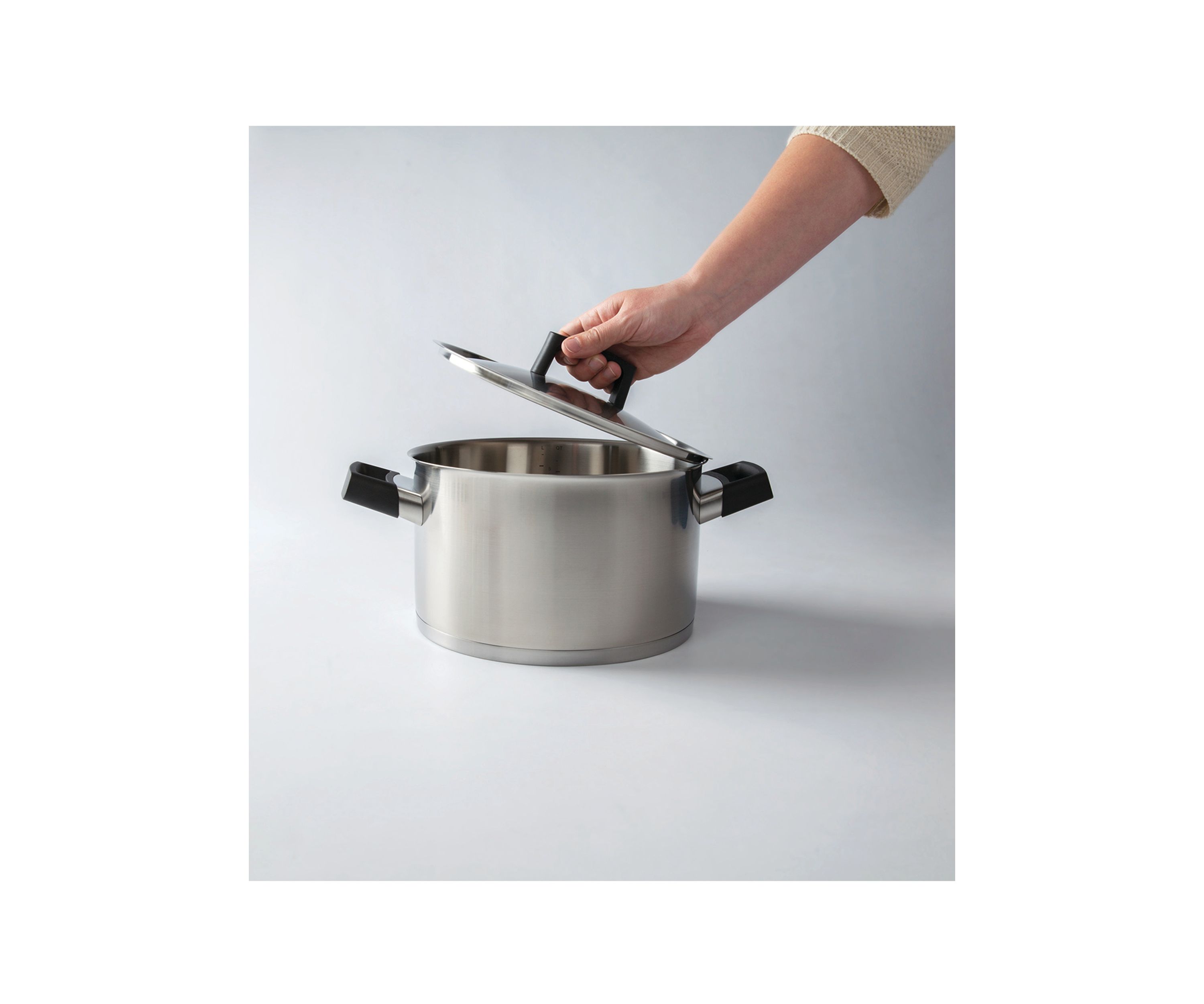 Ron Covered Stockpot 