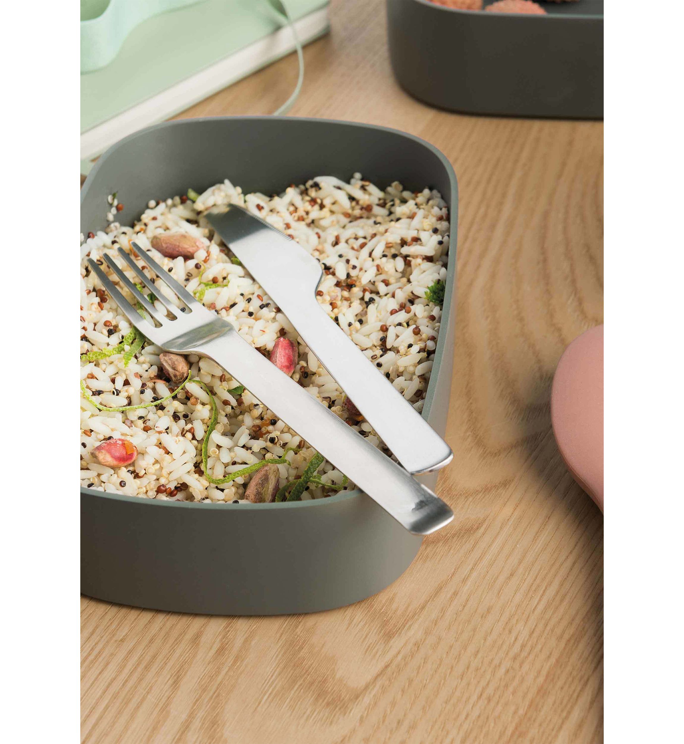 Leo 4 Piece 18/10 Stainless Steel Travel Flatware Set