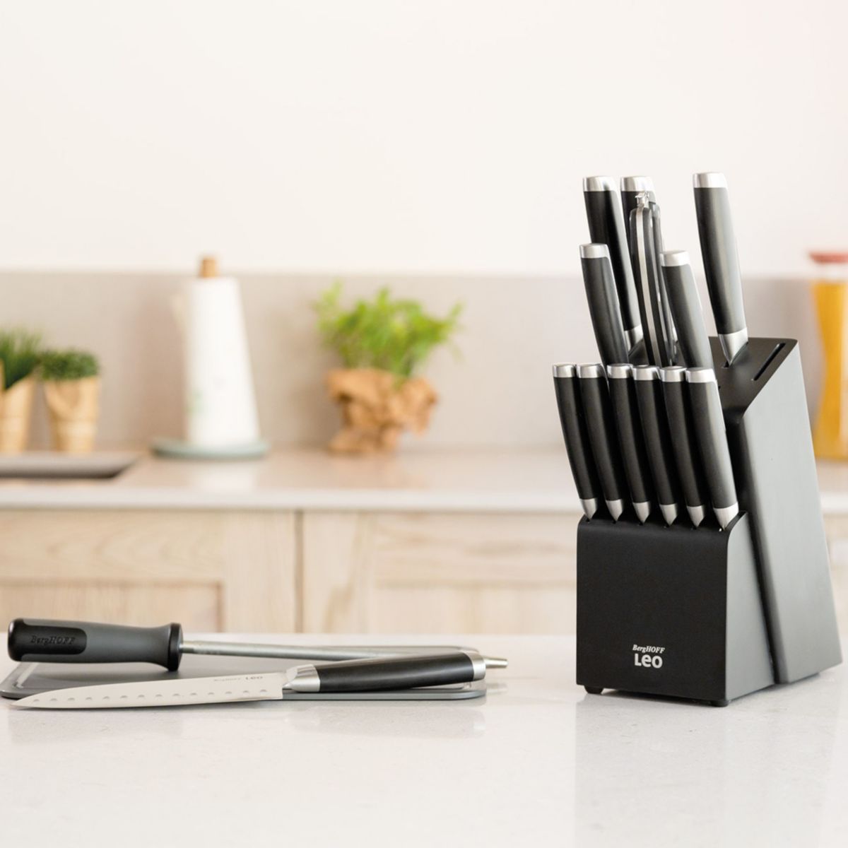 BergHOFF Graphite Stainless Steel 13Pc Knife Block Set