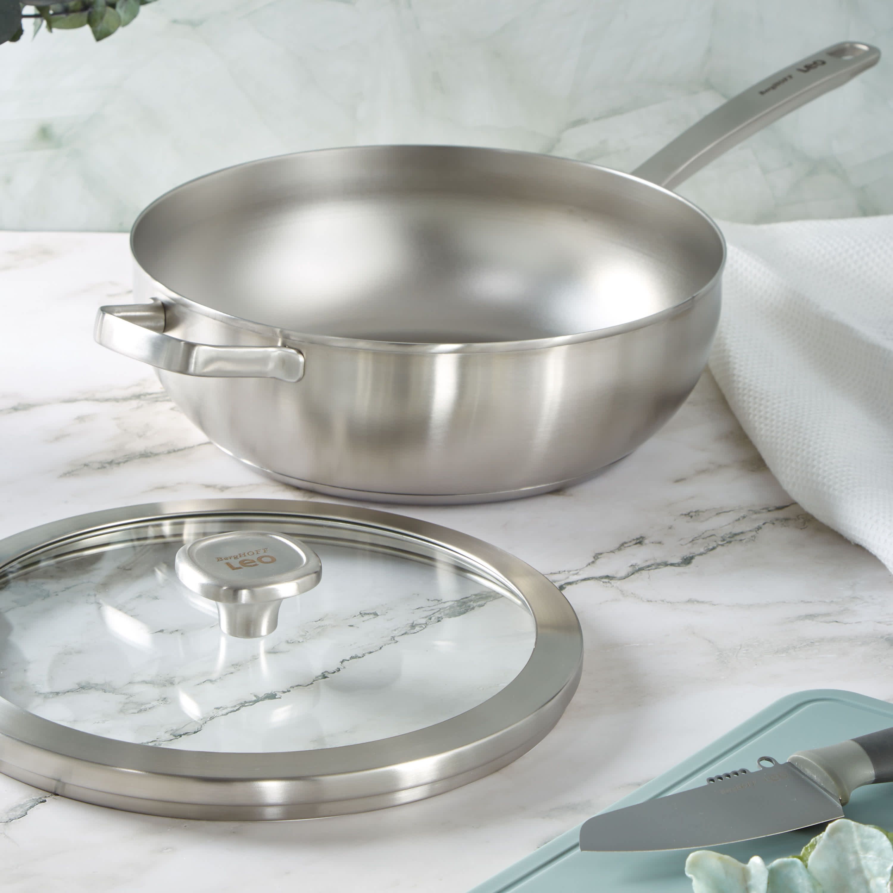 BergHOFF Graphite Recycled 18/10 Stainless Steel Wok Pan 11", 5.2qt. With Glass Lid