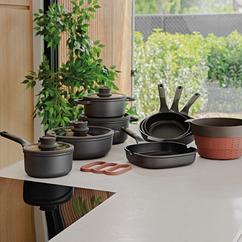 BergHOFF Leo Stone+ Nonstick Ceramic 7" Saucepan 2.1qt. With Glass Lid, Recycled Cast Aluminum