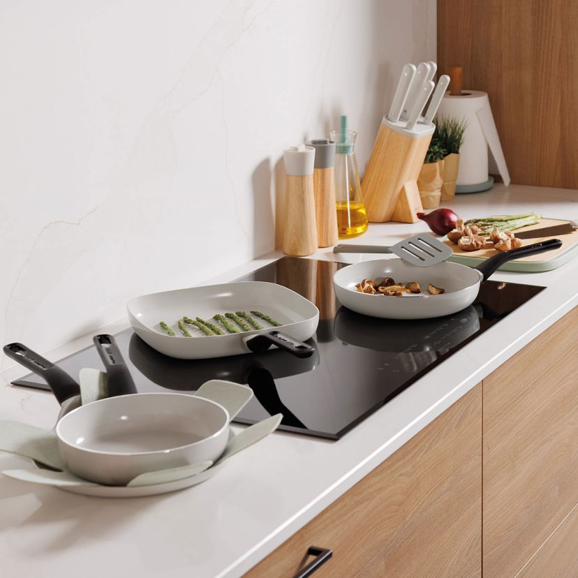 BergHOFF Leo Glints 2Pc Nonstick Ceramic Frying Pan Set, Recycled Aluminum, Spirit