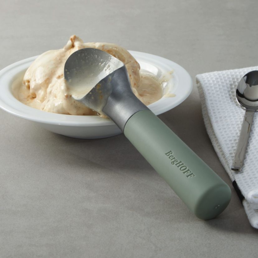 BergHOFF Balance Aluminum 7.25in Ice Cream Scoop, Green