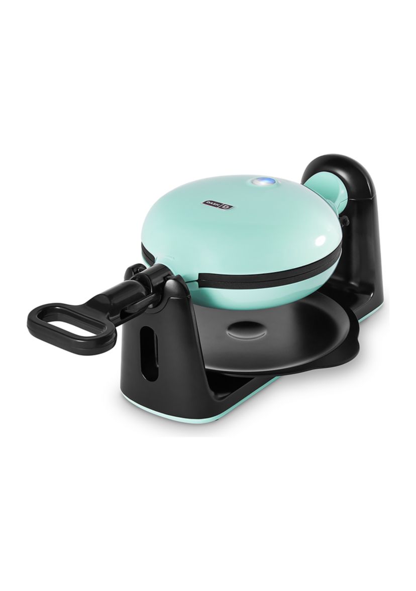 Flip Belgian Waffle Maker