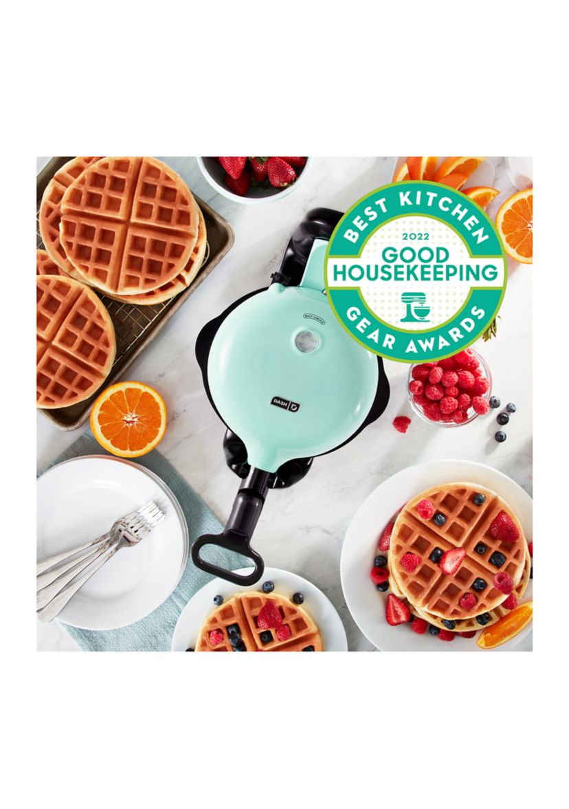 Flip Belgian Waffle Maker