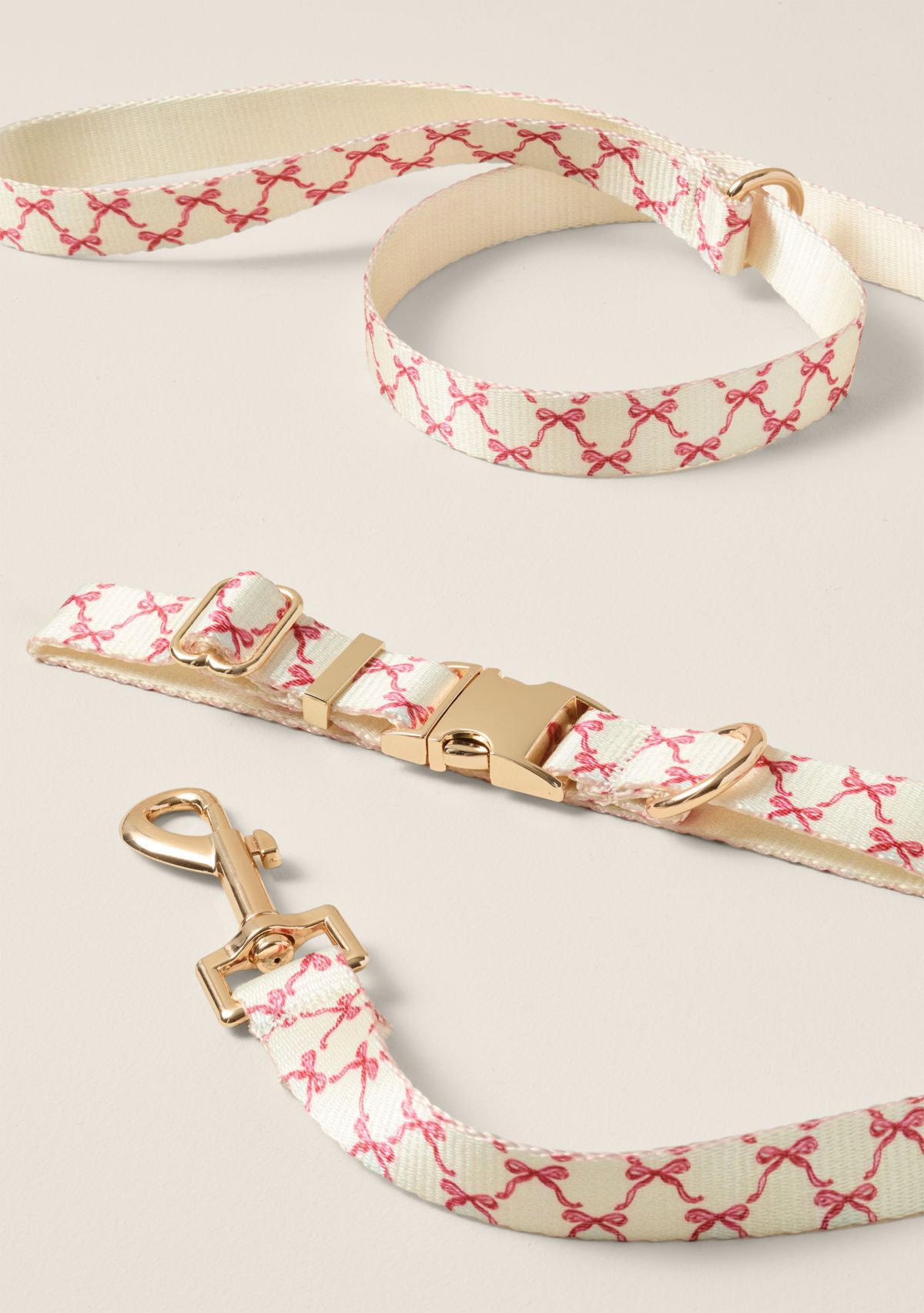 Sewing Down South x Crown & Ivy™ Sew Fetch Collar and Leash Set