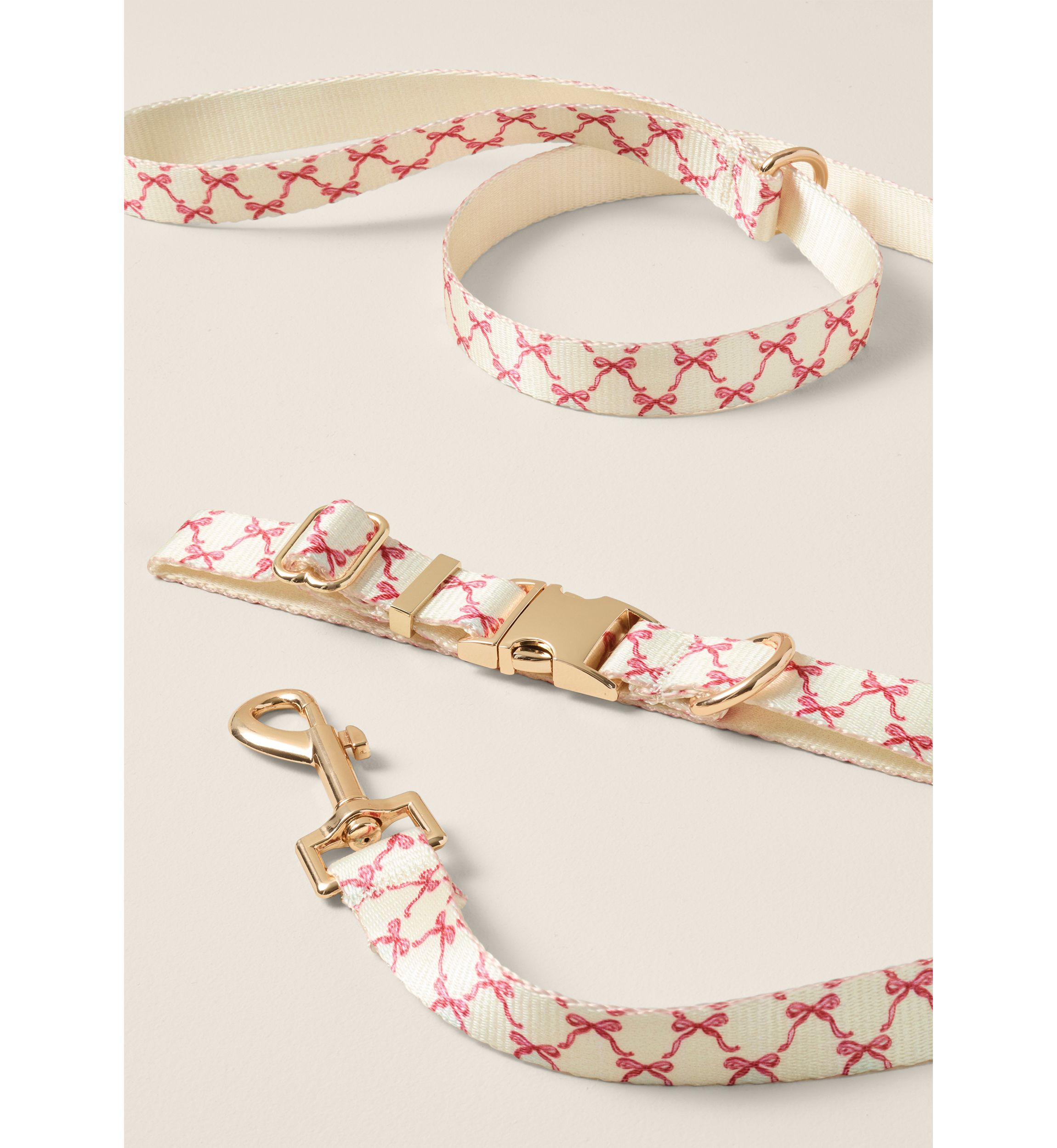Sewing Down South x Crown & Ivy™ Sew Fetch Collar and Leash Set