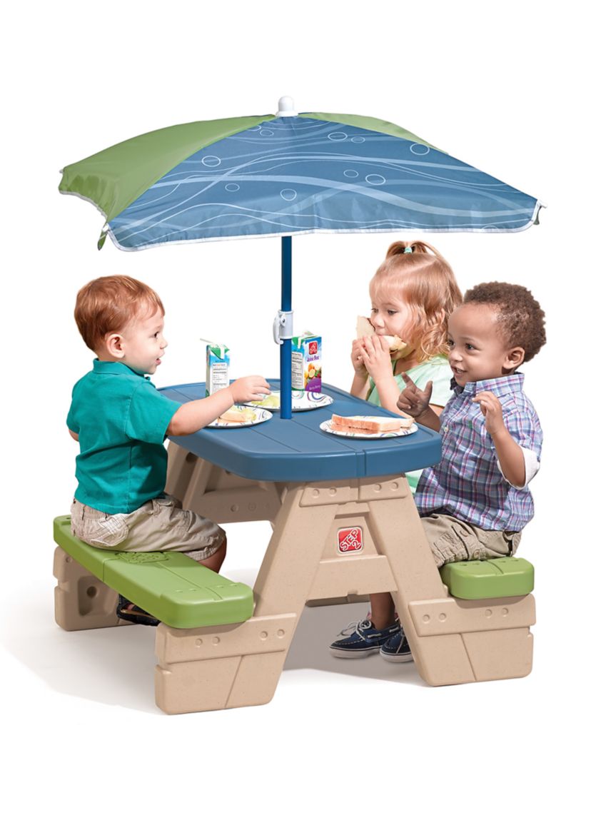 Sit & Play Picnic Table