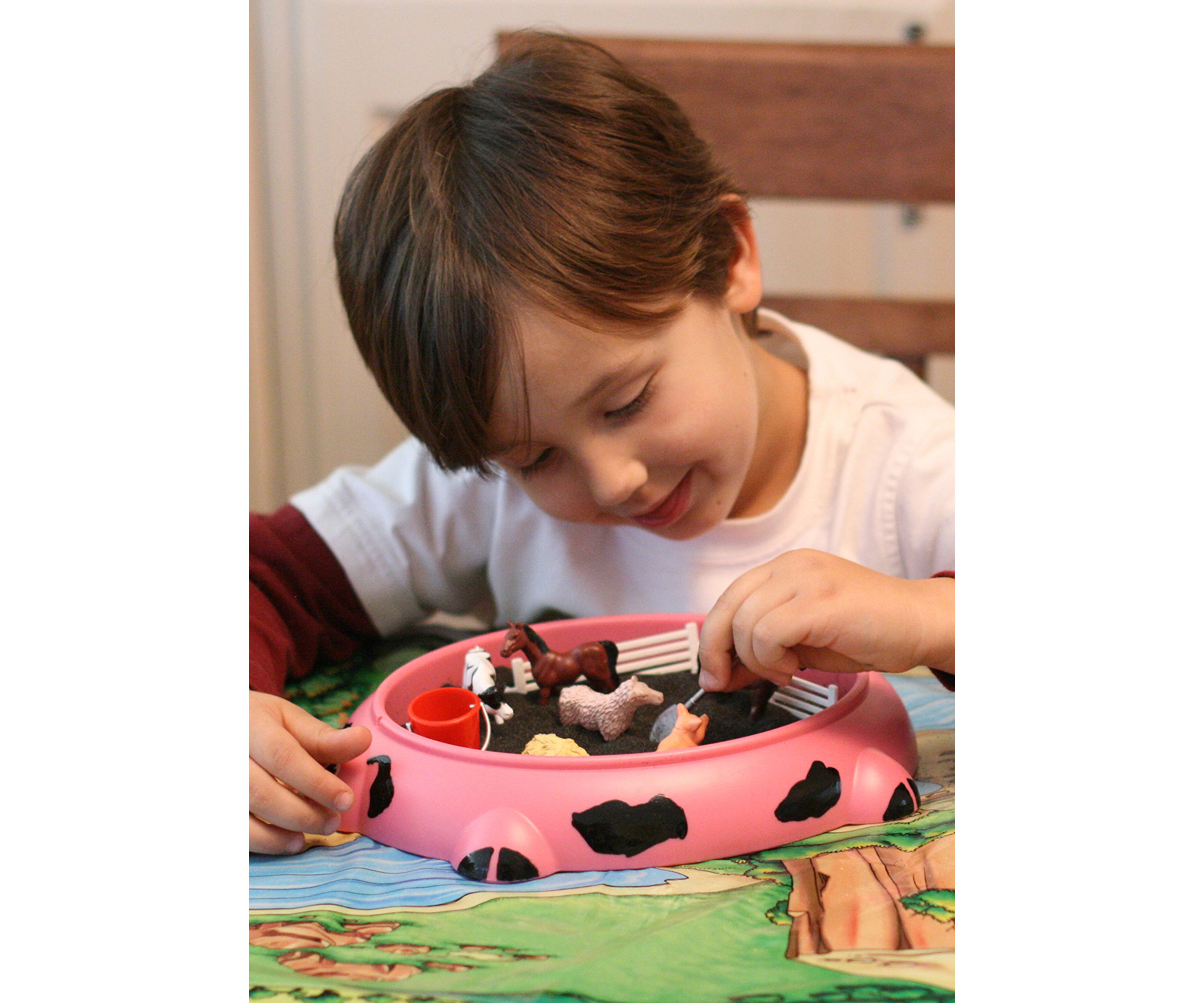 Piggy Farm Sandbox Critters Play Set