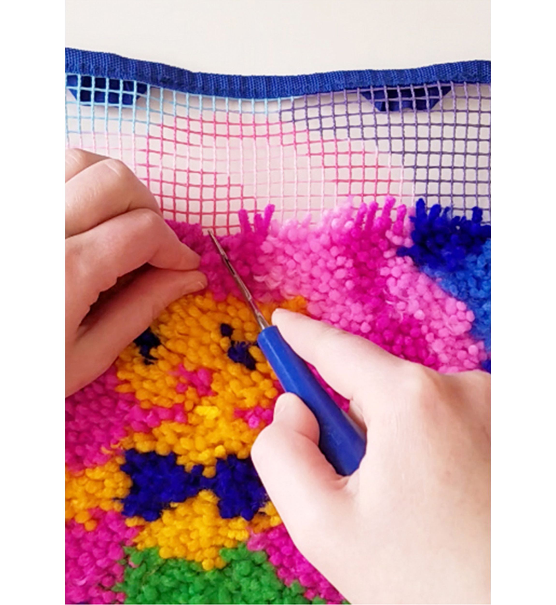 Mermaid Mini-Rug Craft Kit 