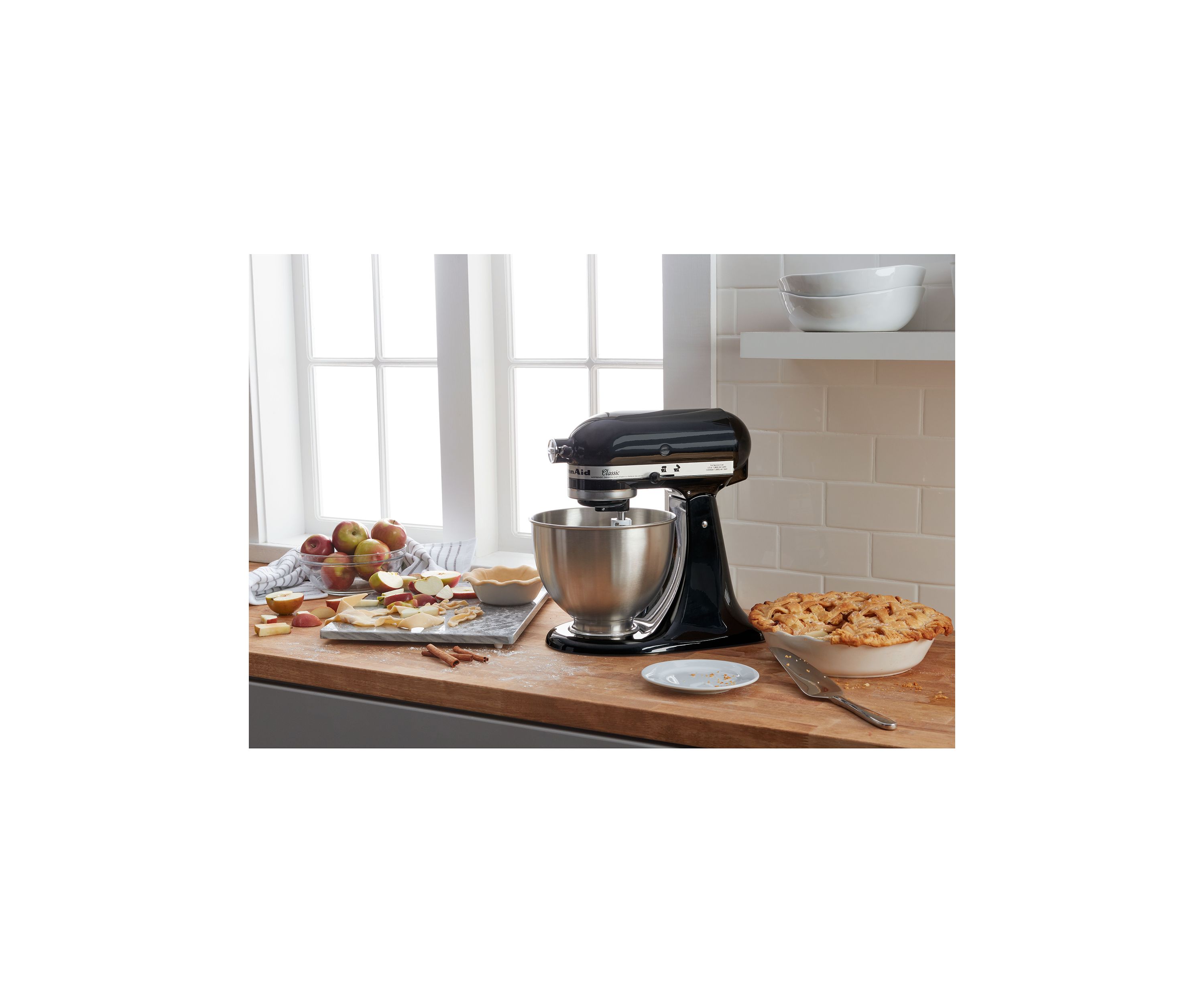 Classic Series 4.5 Quart Tilt-Head Stand Mixer