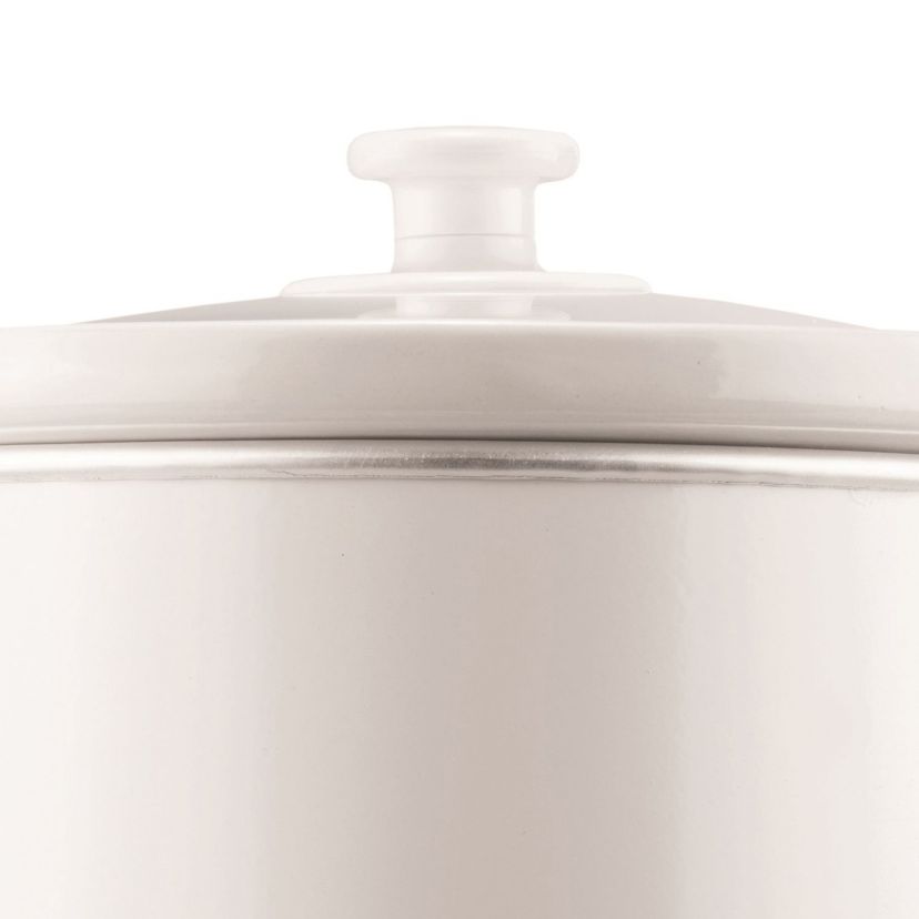 3-Qt. 170-Watt Stainless Steel Slow Cooker (White)