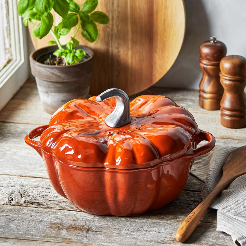 3.5qt Cast Iron Pumpkin Cocotte Burnt Orange