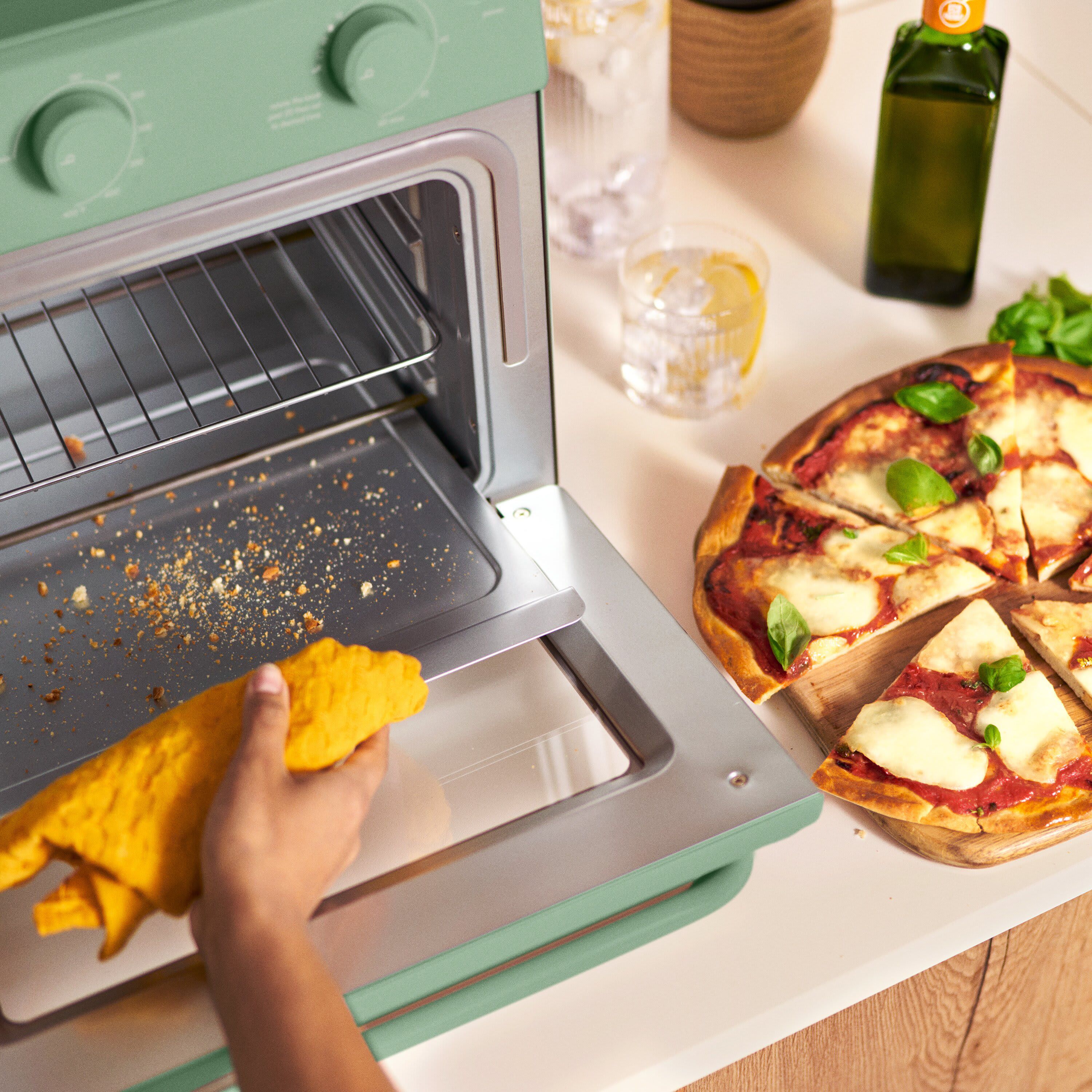 6 Slice Toaster Oven w/ Air Fryer Seaglass