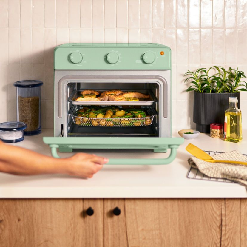 6 Slice Toaster Oven w/ Air Fryer Seaglass