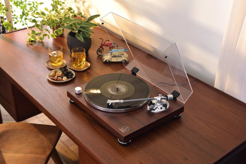 Fully Manual Belt-Drive Turntable (Wireless & Analog) Rosewood