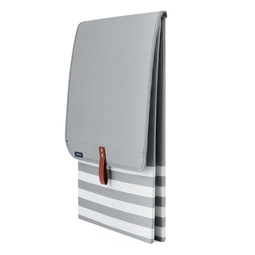 Nautica folded hamper with lid