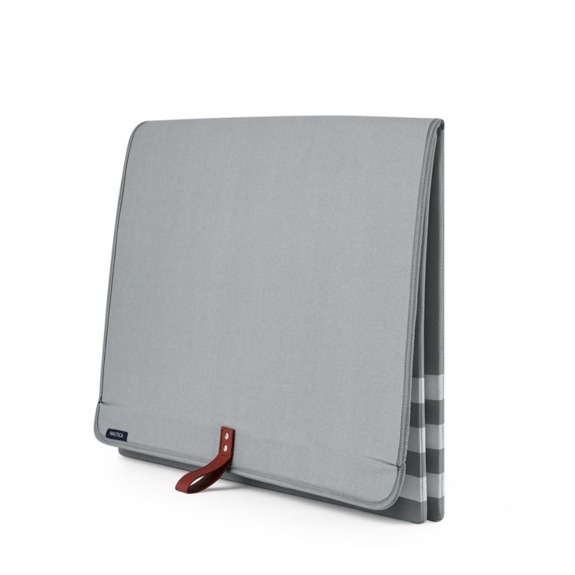 Nautica folding trunk