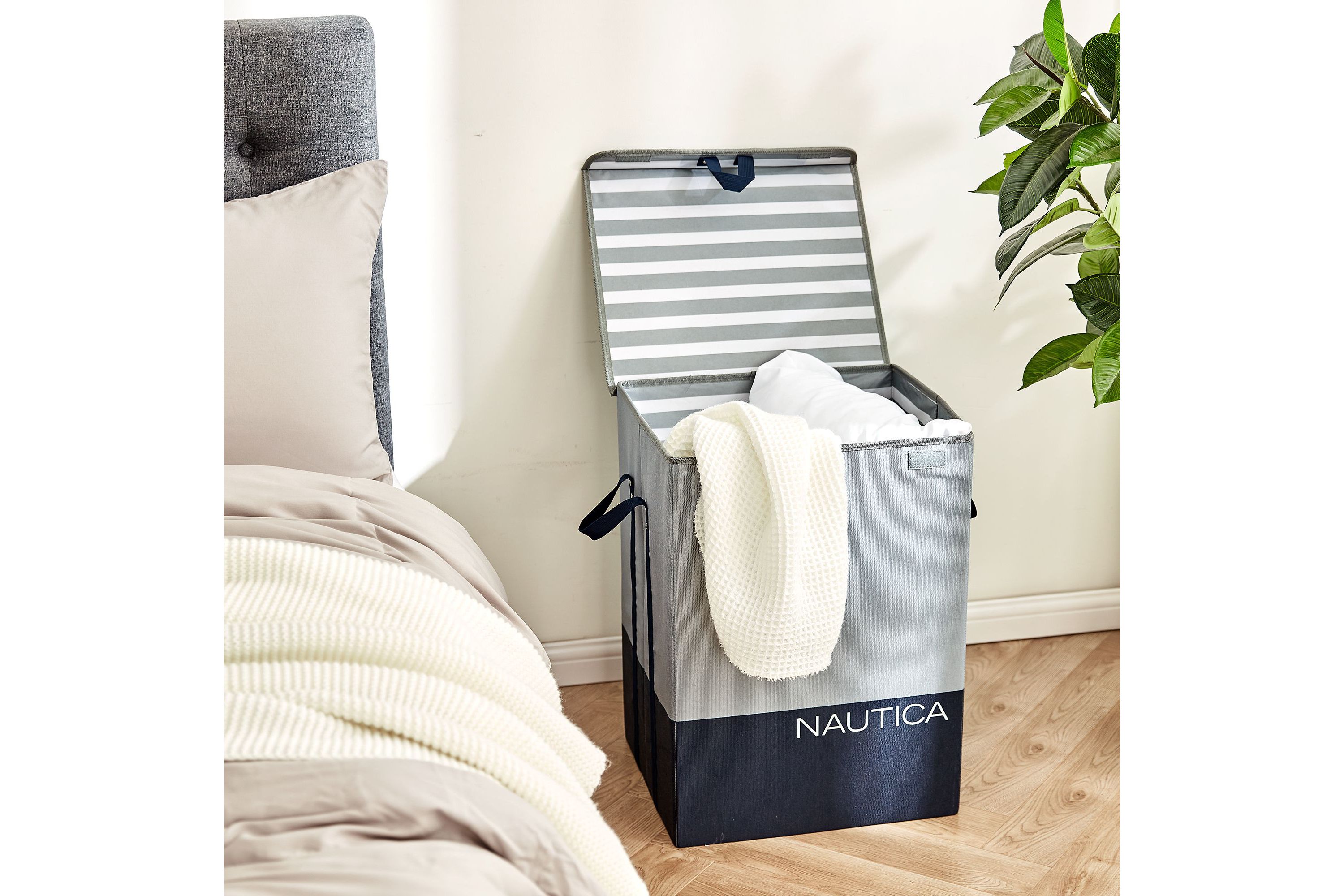 Nautica folding hamper