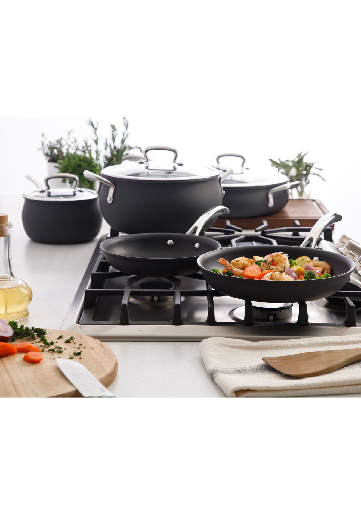 8 Piece Hard Anodized Non Stick Cookware Set