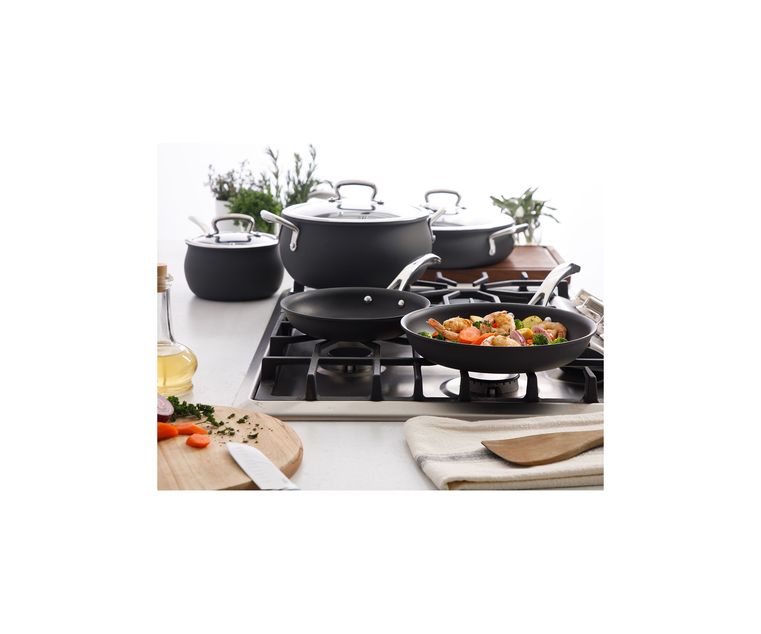 8 Piece Hard Anodized Non Stick Cookware Set