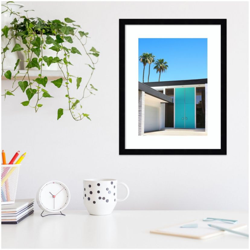 Palm Springs King Framed Wall Art Print