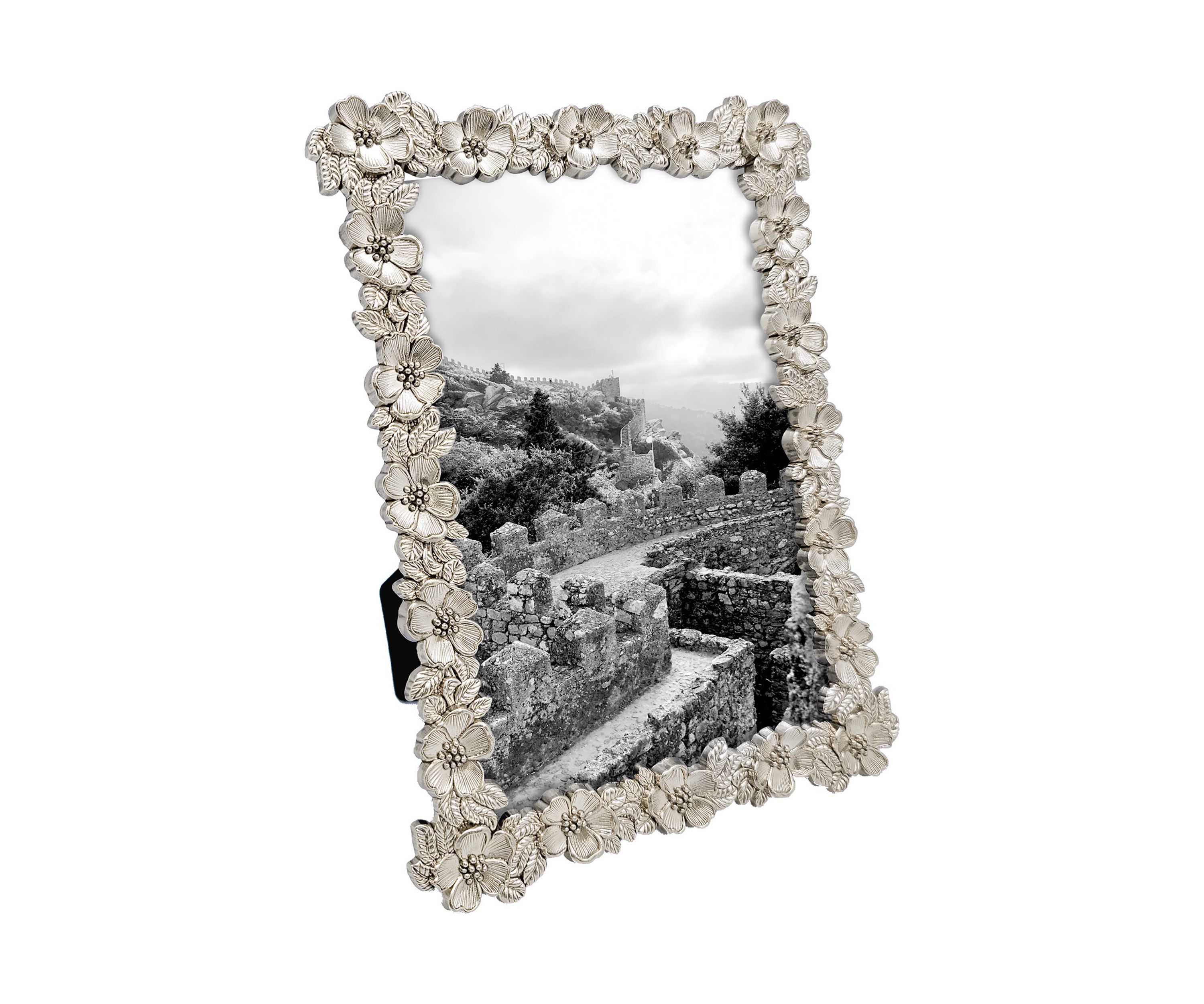 Antique Silver Flower Garland 4 x 6 Frame