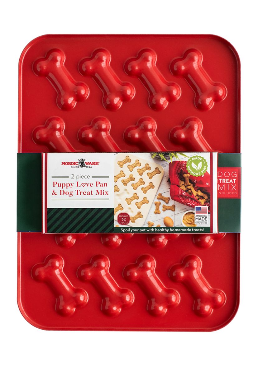 Dog Treat Pan with Homemade Dog Treat Mix