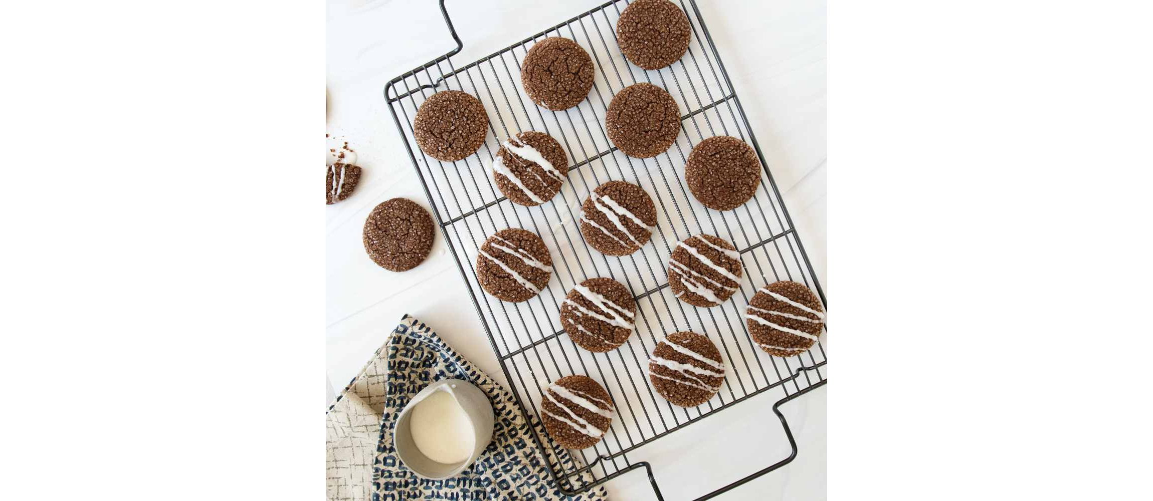 Nonstick HighSided Oven Crisp Tray