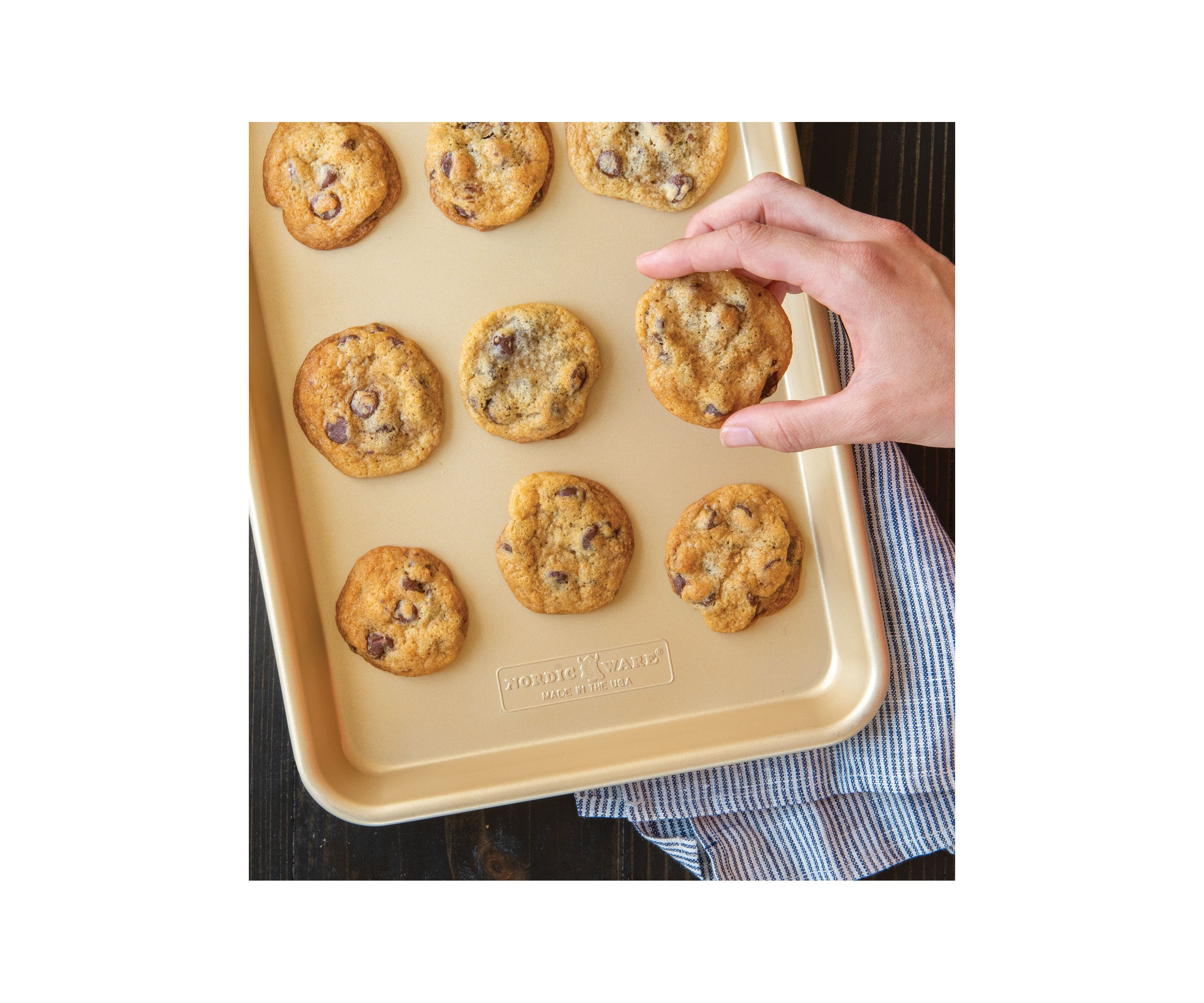 Nonstick Quarter Baking Sheet