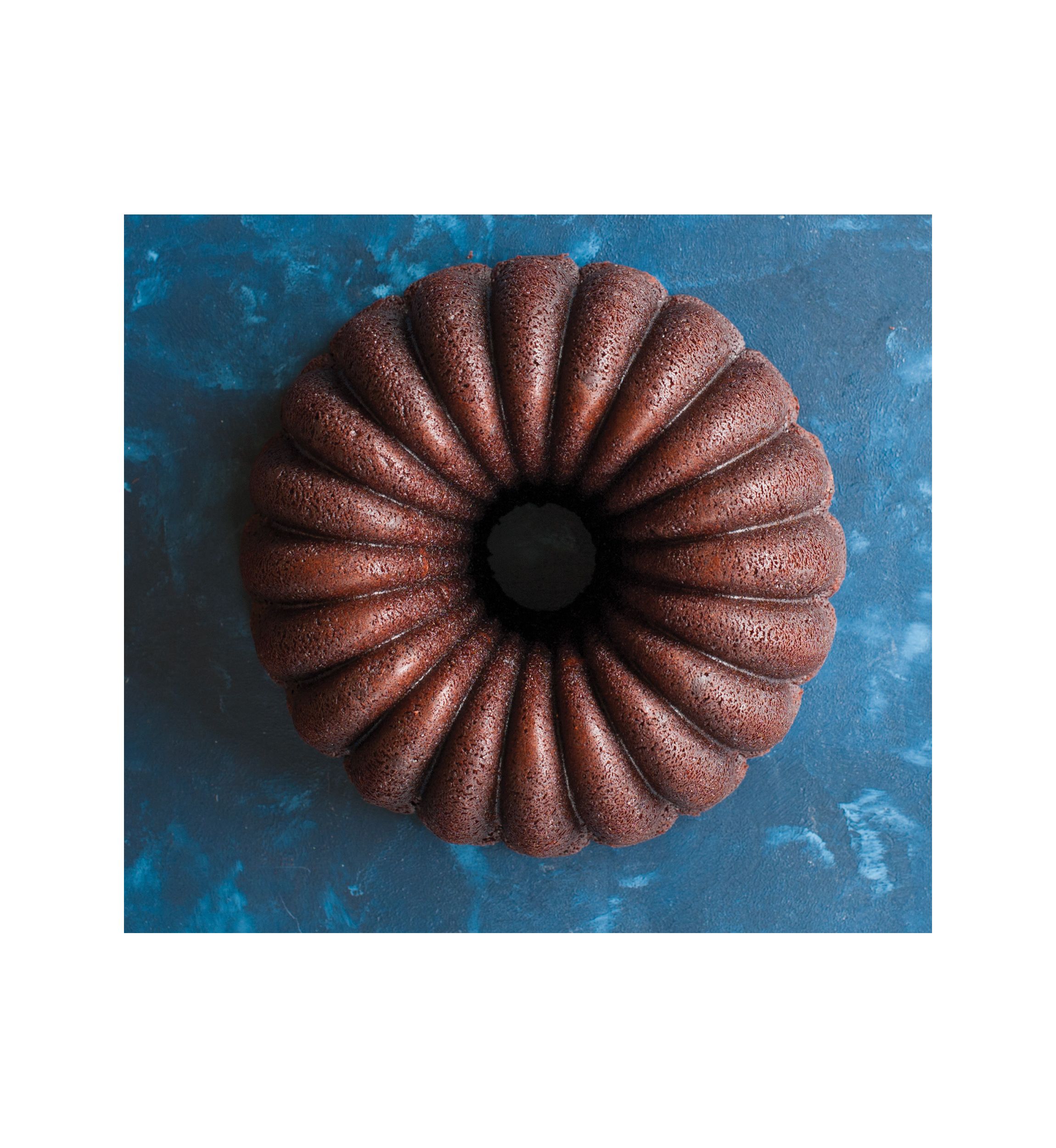 10 Cup Bundt Pan