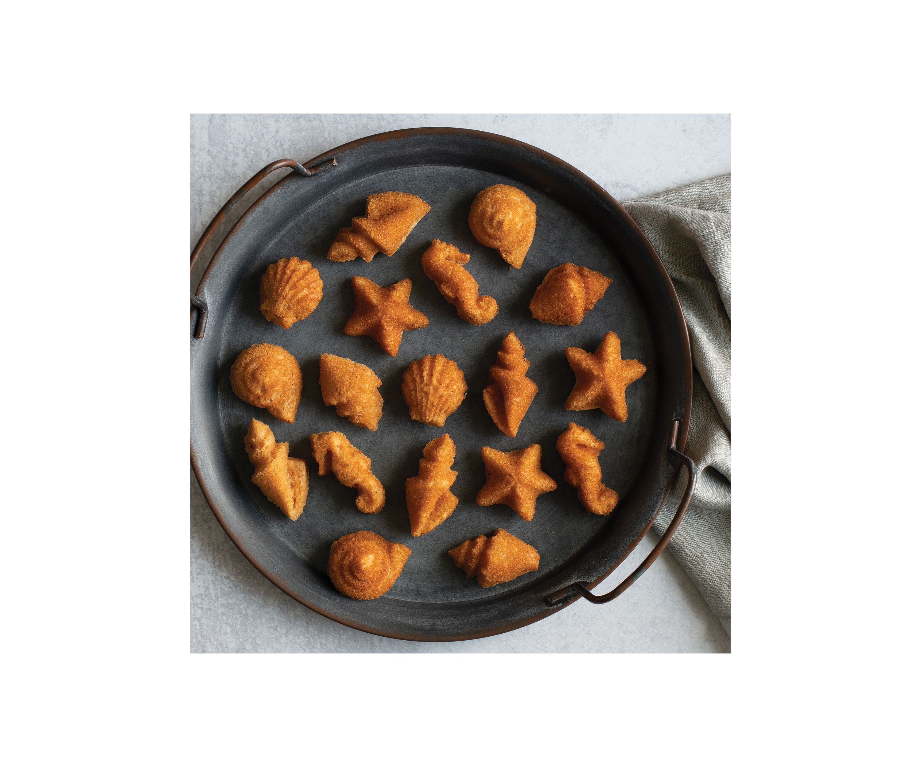 1.5 Cup Seashell Cakelet Pan