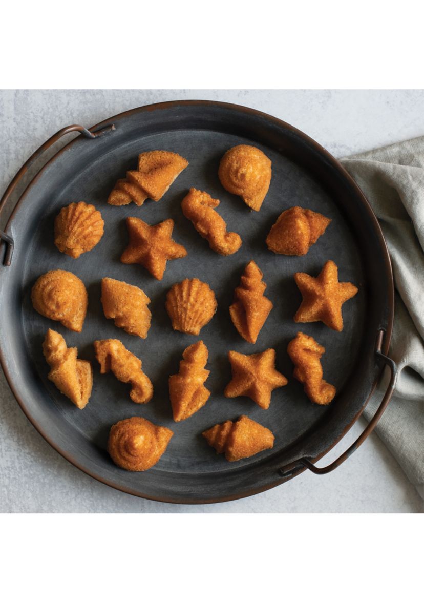 1.5 Cup Seashell Cakelet Pan