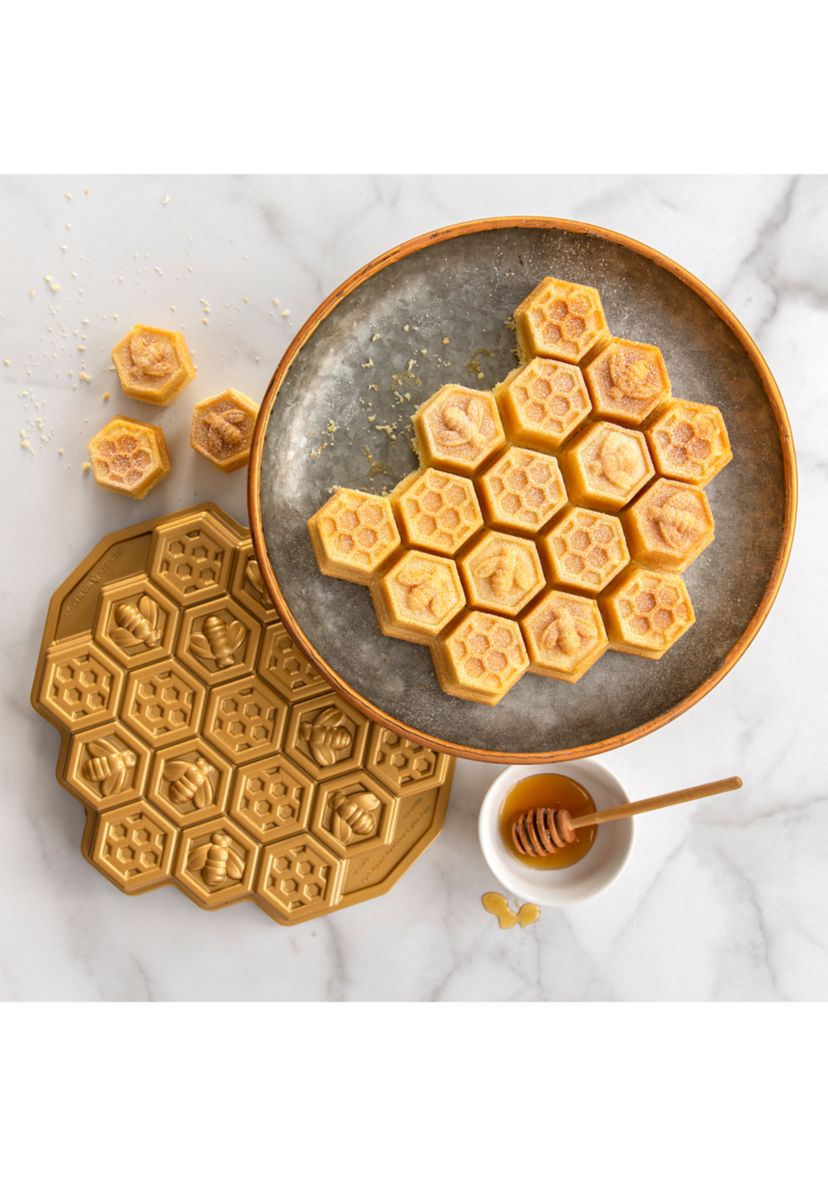 Honeycomb Cake Pan