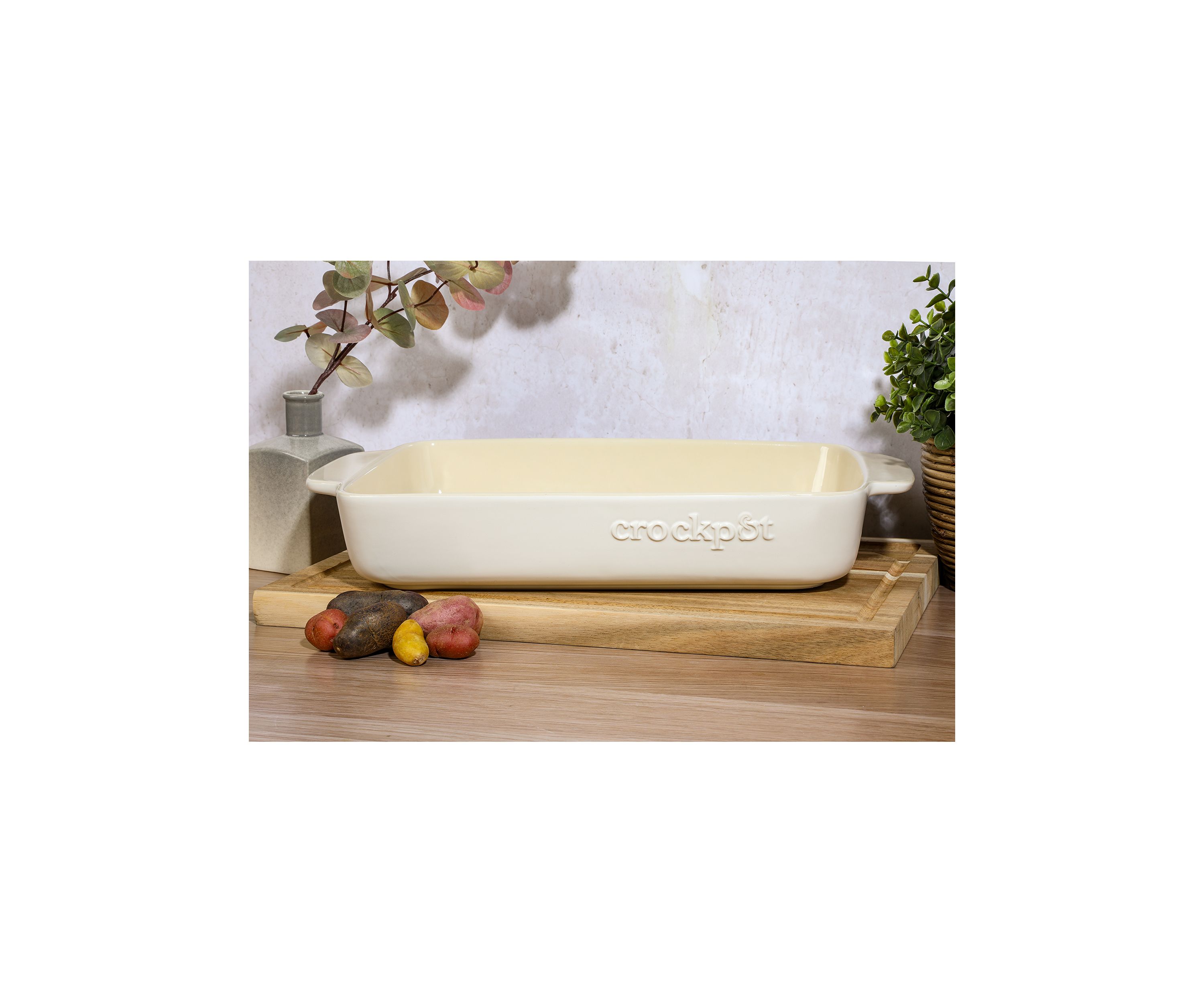 5.6 Quart Rectangular White Stoneware Baker