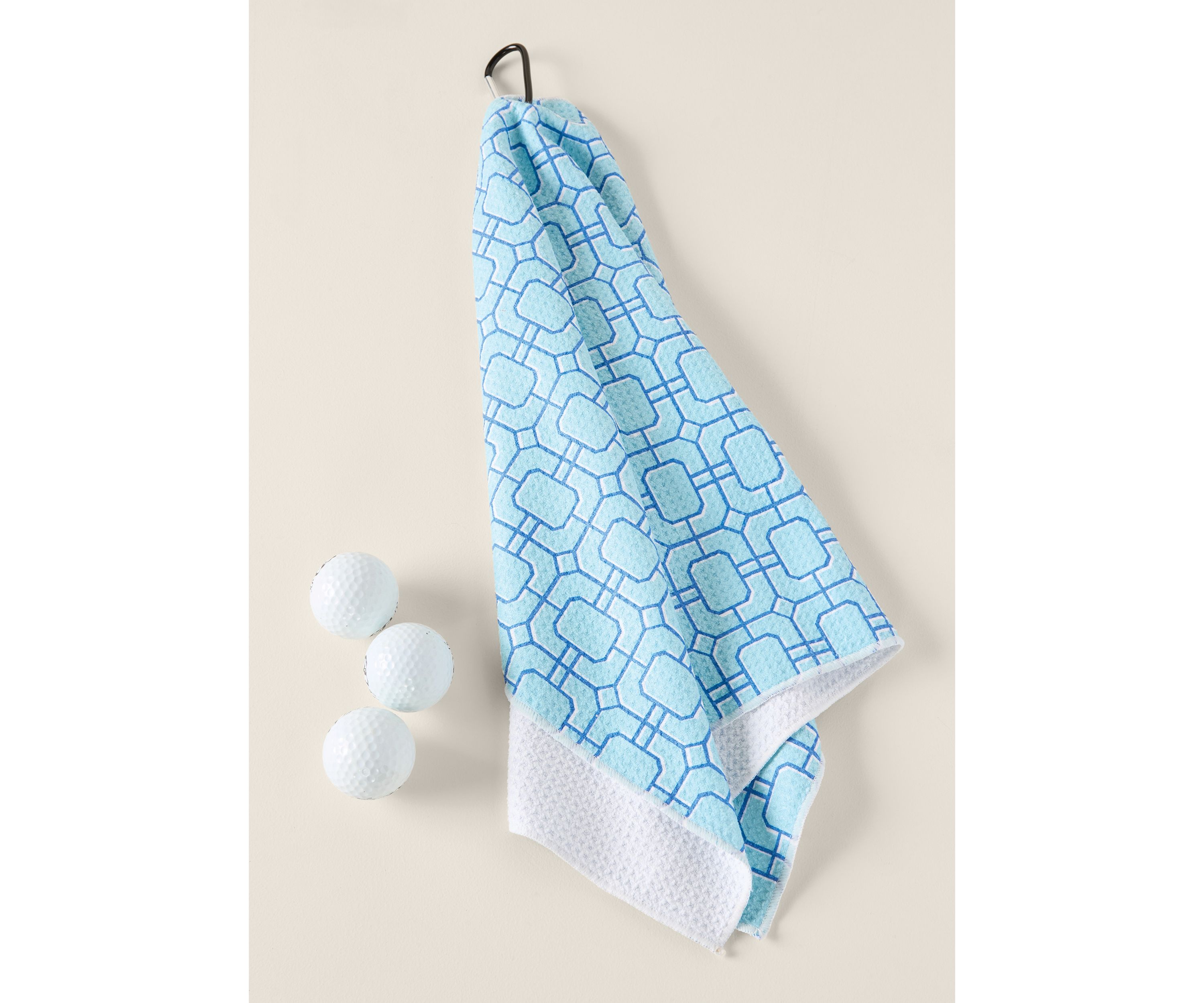 Sewing Down South x Crown & Ivy™ Wild Dunes Golf Towel