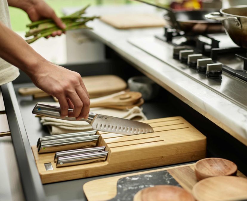 Elevate Steel Knives Bamboo Store 5-piece Knife Set with In-drawer Bamboo Storage Tray