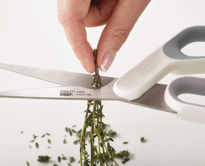 Elevate Fusion 5-piece knife, cleaver and scissor set with beechwood block