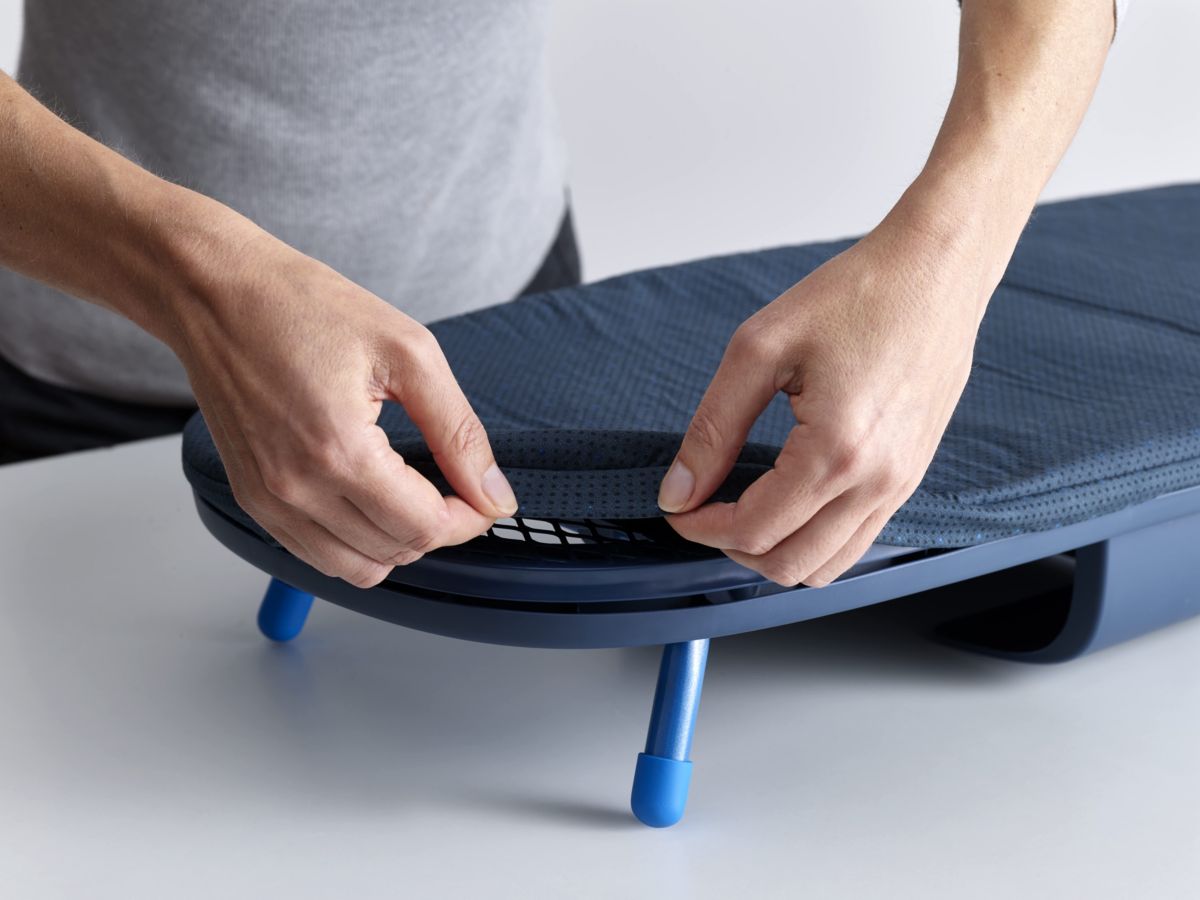 Pocket Plus Folding table-top Ironing Board