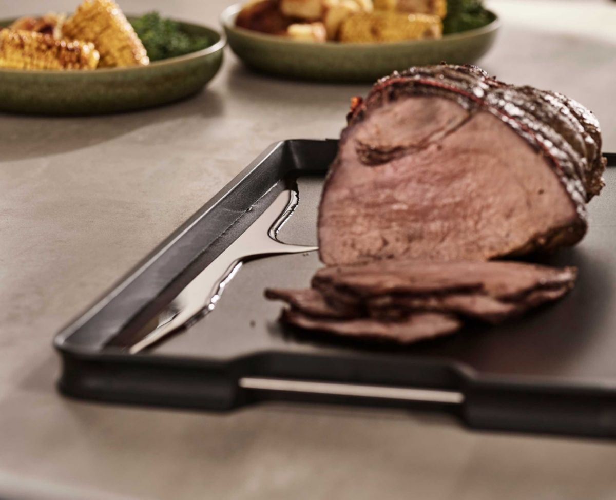 Cut and Carve Plus Extra Large Black