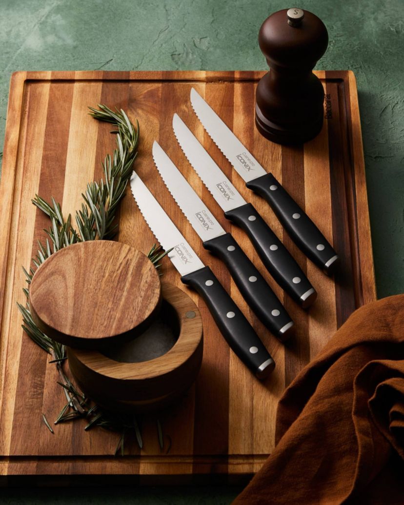 iconiX® Steak Knife Set Of 4