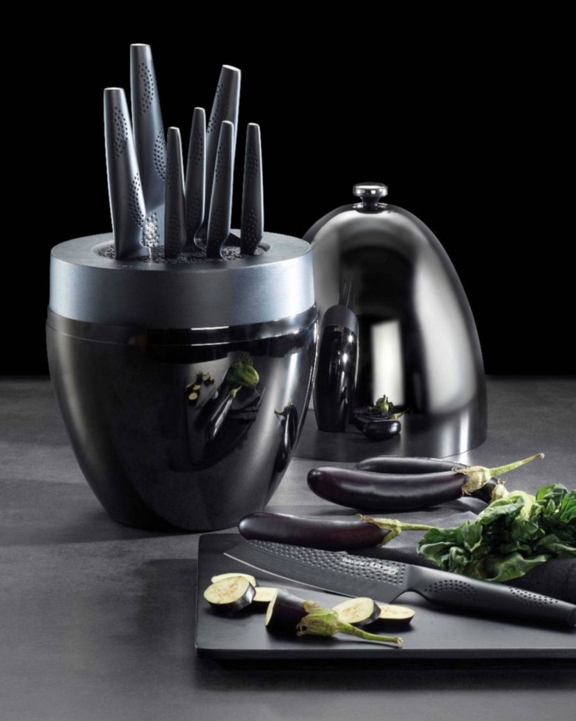 iD3® BLACK SAMURAI THE EGG 9 Piece Knife Block