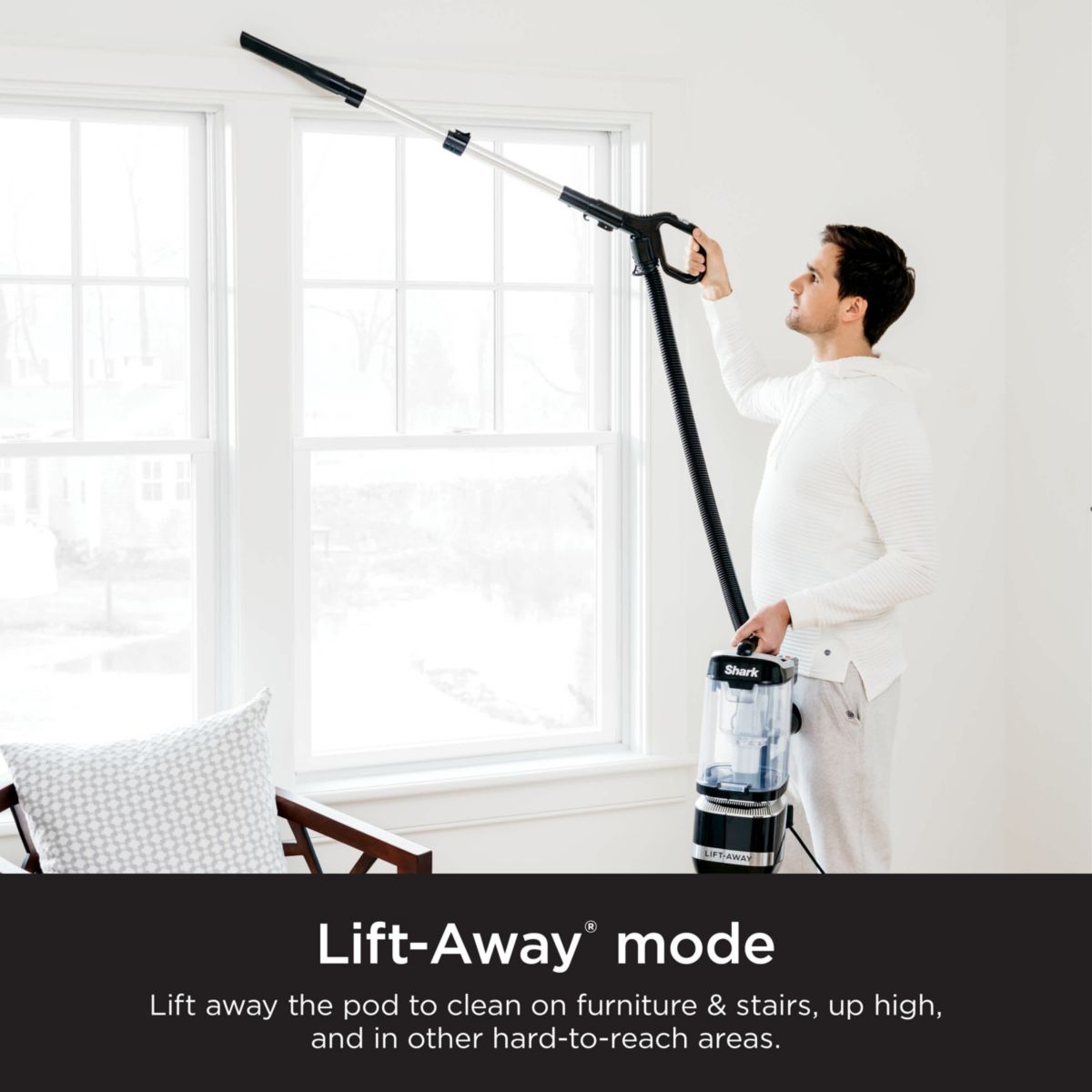 Navigator Lift-Away ADV Upright Vacuum