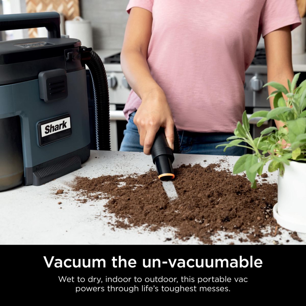 MessMaster Portable Wet/Dry Vacuum