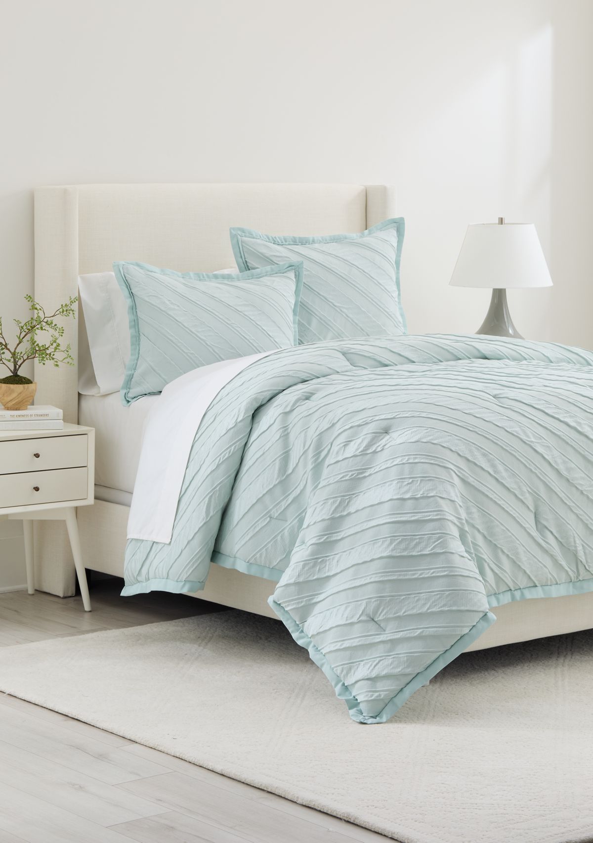 Blythe 3-Piece Comforter Set